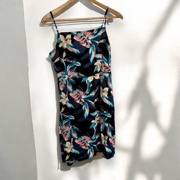 NWT Roxy Women's Black Floral Square Neck Sleeveless Slip-On Mini Dress Size S - Picture 3 of 8